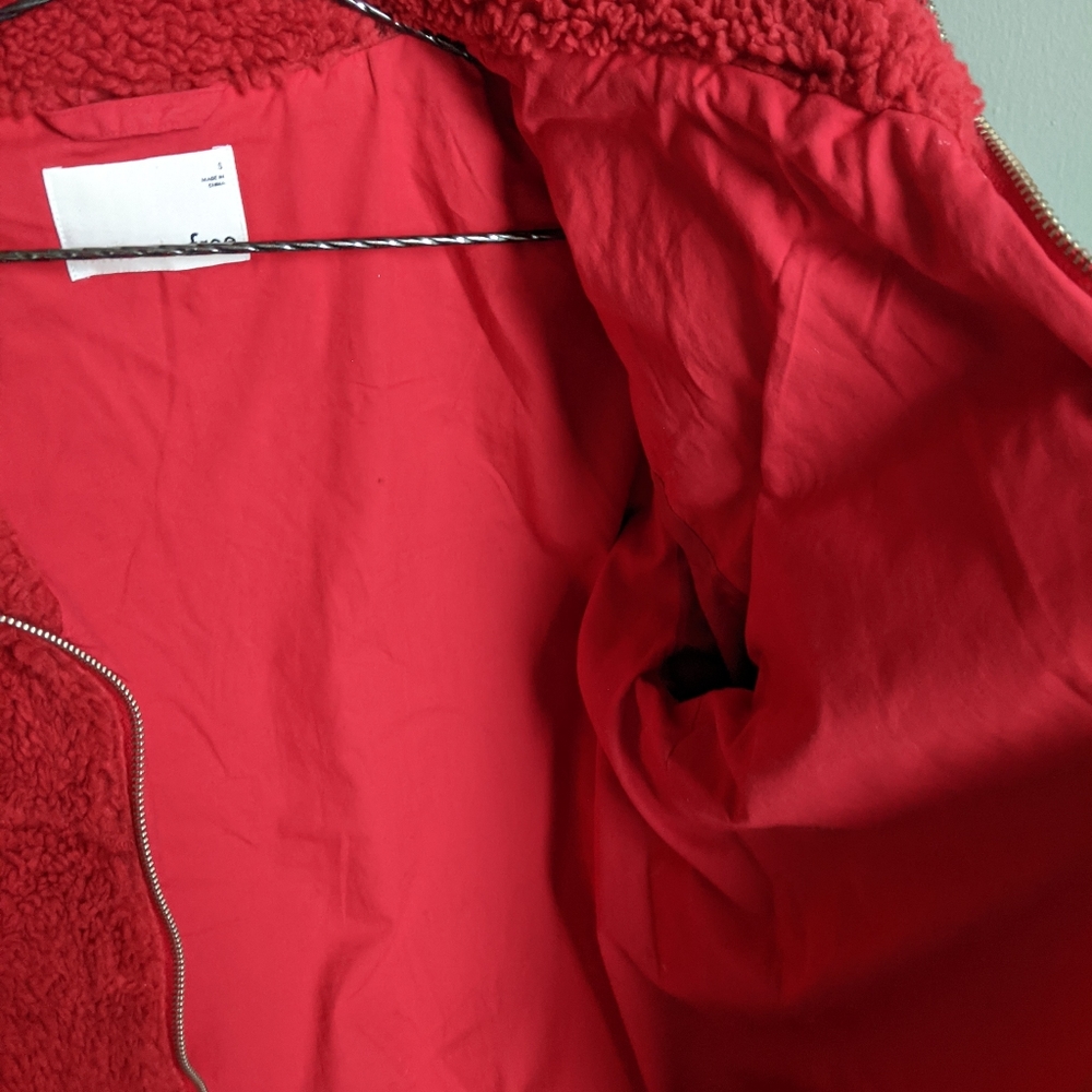 Tna red fleece
